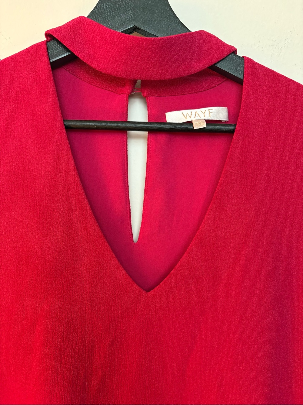 WAYF Women’s Ryan Choker Cutout Bell Sleeve Ruby Red Blouse Size 8 Sku#69 - Picture 5 of 11